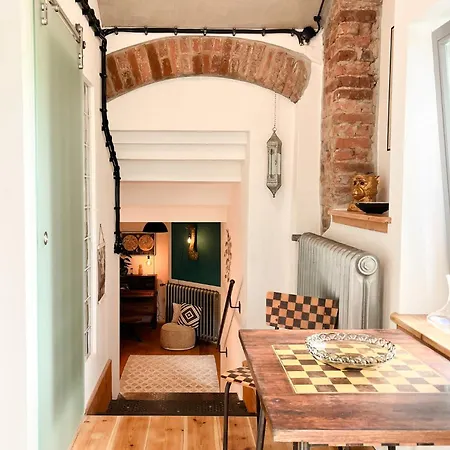 Cozy Art Experience: The Quiet & Relaxing Escape دريسدن