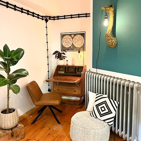 شقة Cozy Art Experience: The Quiet & Relaxing Escape