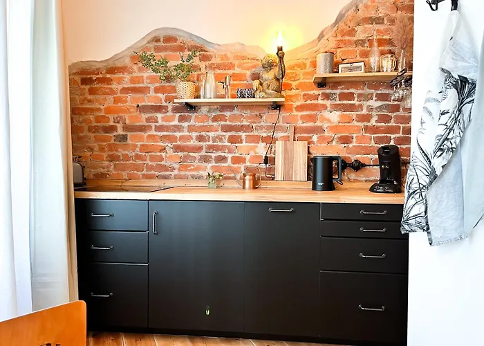 Cozy Art Experience: The Quiet & Relaxing Escape