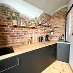 Cozy Art Experience: The Quiet & Relaxing Escape *
