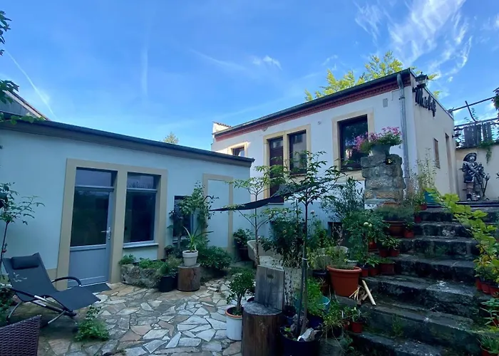 Cozy Art Experience: The Quiet & Relaxing Escape Daire *