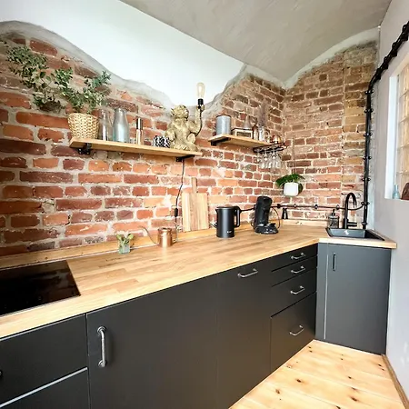 Cozy Art Experience: The Quiet & Relaxing Escape *